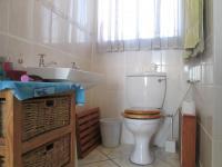 Main Bathroom - 3 square meters of property in Birchleigh North