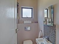 Guest Toilet of property in Silver Lakes Golf Estate