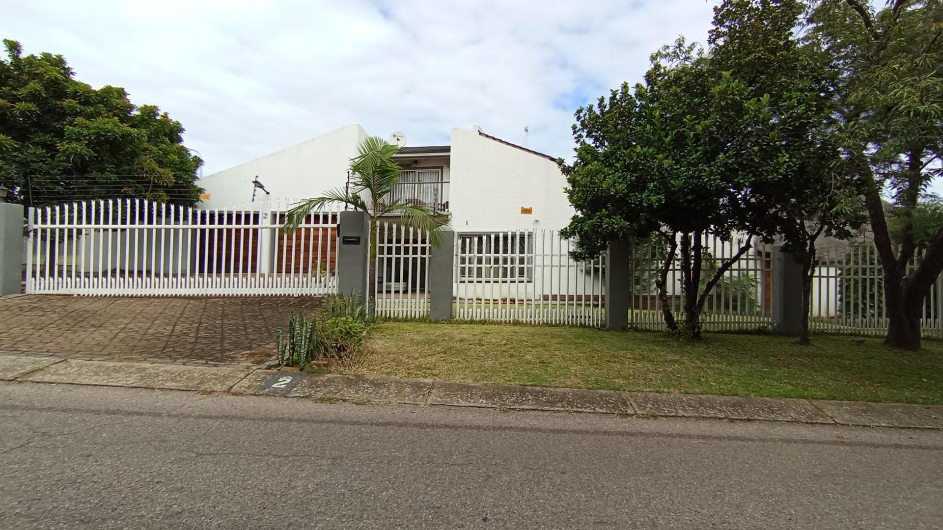 Front View of property in The Reeds