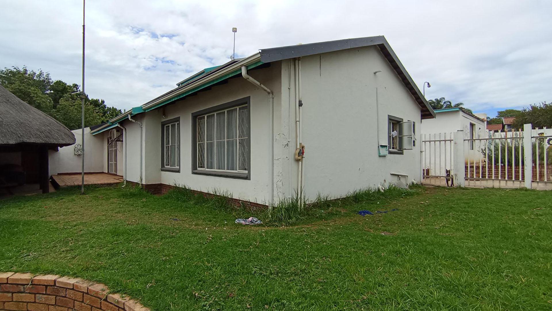 Backyard of property in The Reeds