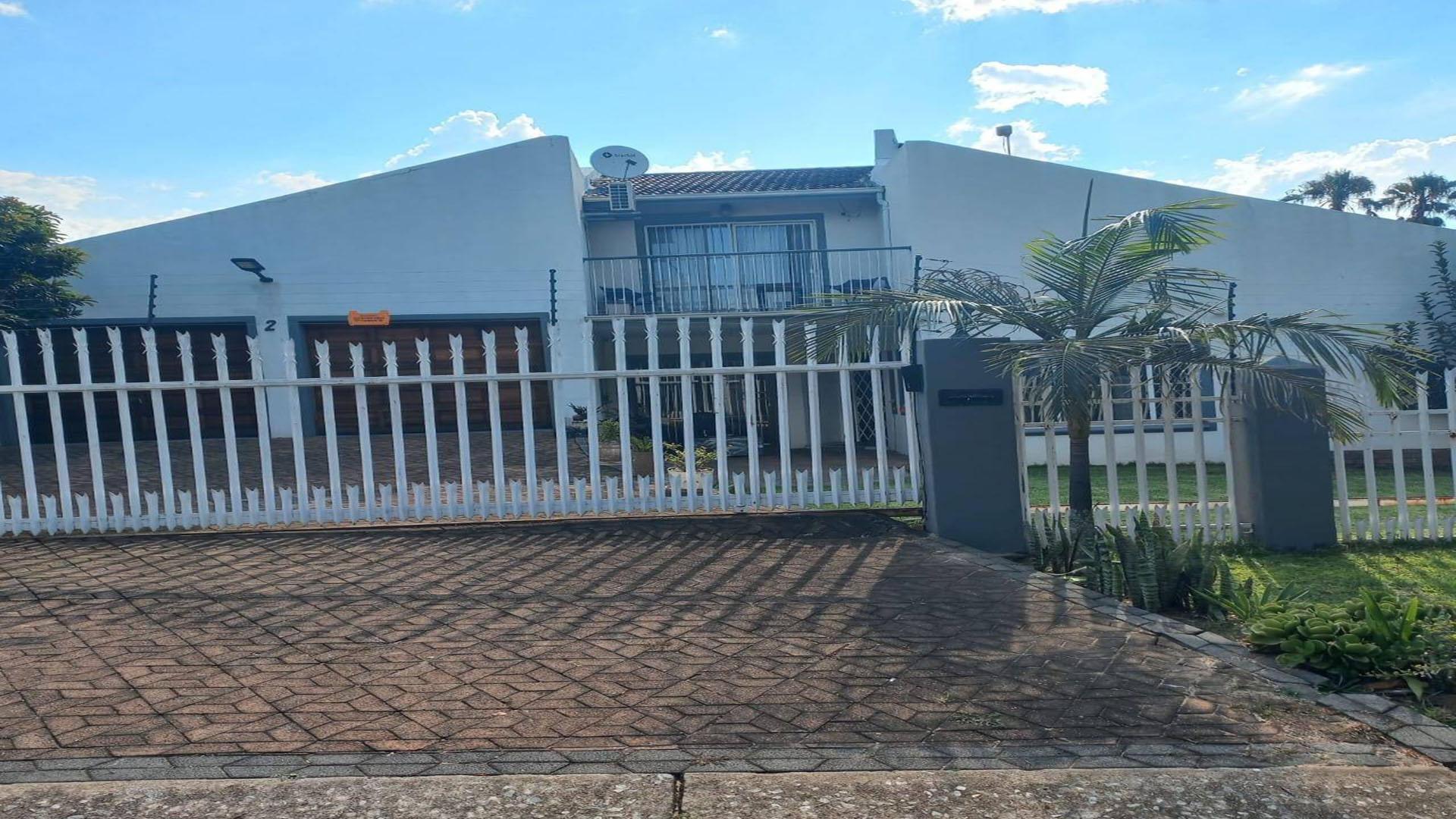 Front View of property in The Reeds