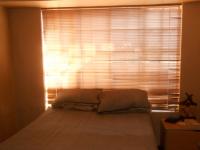 Bed Room 1 - 11 square meters of property in Mooinooi