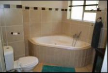 Bathroom 1 - 7 square meters of property in Richards Bay