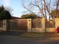 Front View of property in Flamwood