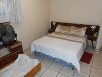 Main Bedroom - 15 square meters of property in Port Edward