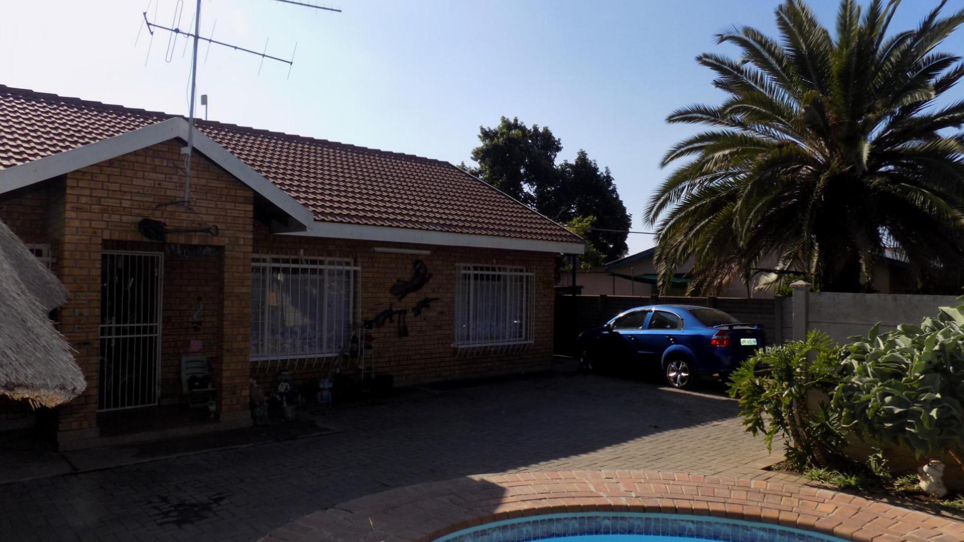 Front View of property in Rustenburg