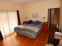 Main Bedroom - 30 square meters of property in Bloemfontein