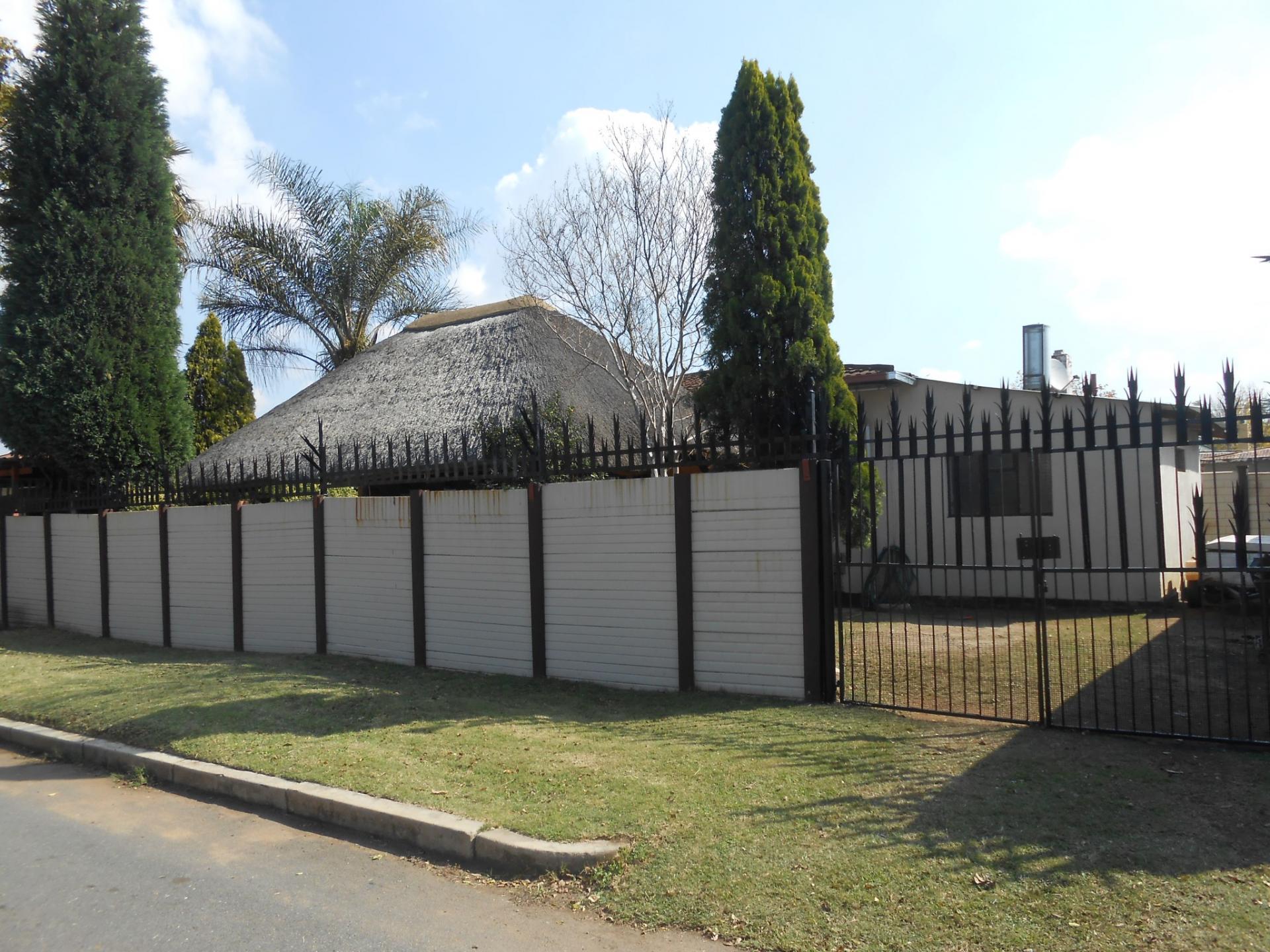 Front View of property in Randfontein