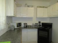 Kitchen - 9 square meters of property in Garthdale A.H
