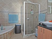Bathroom 1 - 7 square meters of property in Heron Hill Estate