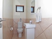 Bathroom 2 - 10 square meters of property in Heron Hill Estate
