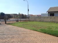 Spaces - 6 square meters of property in Randfontein