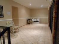Lounges - 77 square meters of property in Kingsburgh