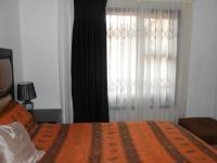 Main Bedroom - 15 square meters of property in Lenasia South