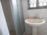 Main Bathroom - 5 square meters of property in Lenasia South