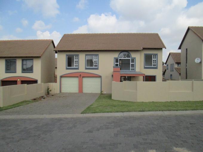 3 Bedroom Cluster for Sale For Sale in Glenmarais (Glen Marais) - Private Sale - MR143313