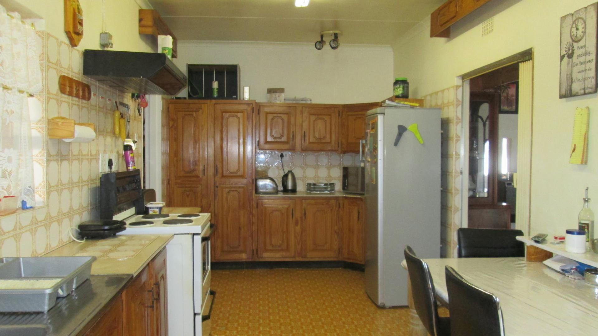 Kitchen - 29 square meters of property in Rosashof AH