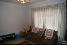 Lounges - 26 square meters of property in Northdale (PMB)