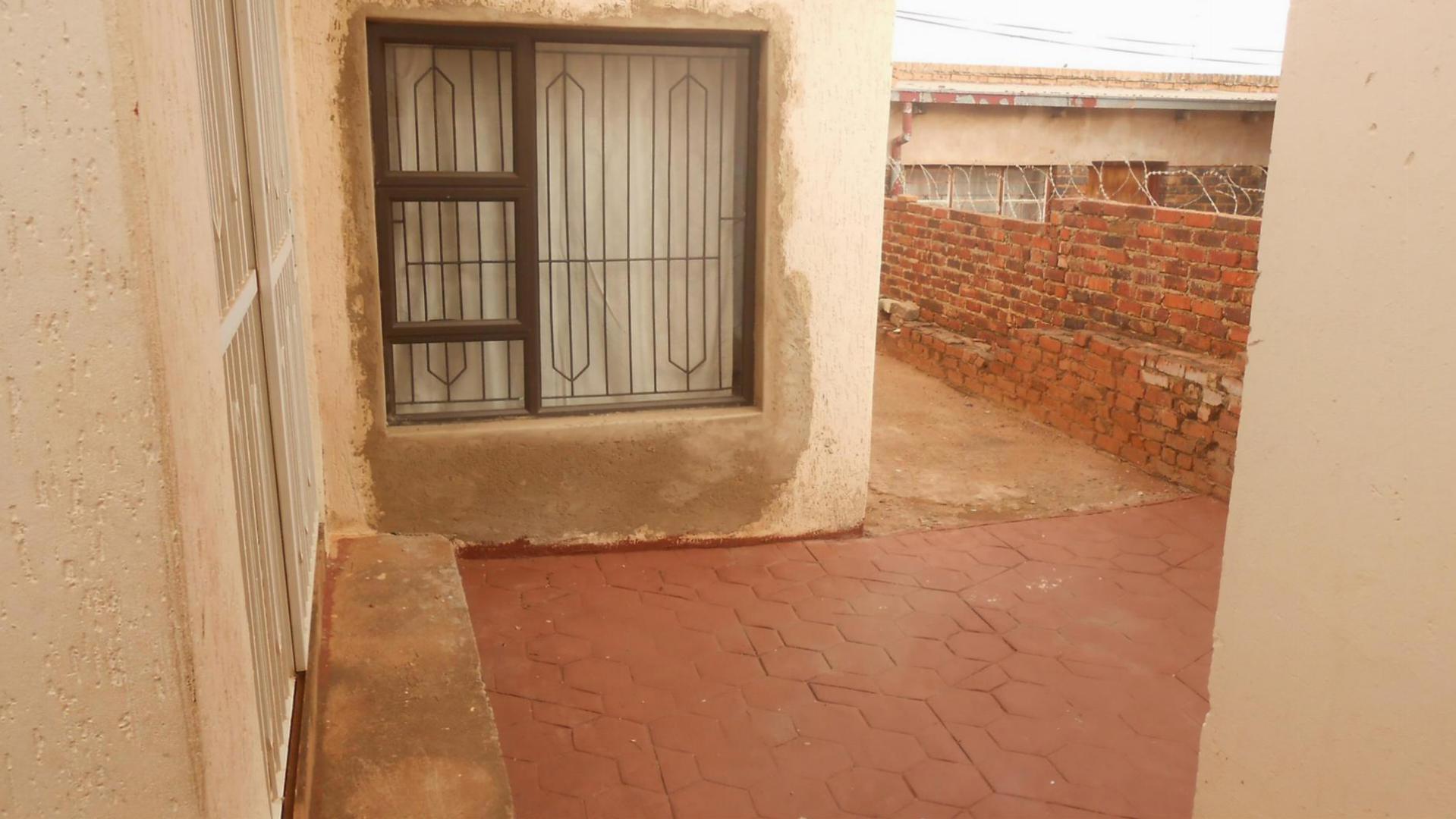 Backyard of property in Eersterust