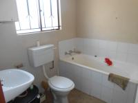 Main Bathroom - 5 square meters of property in Whitney Gardens