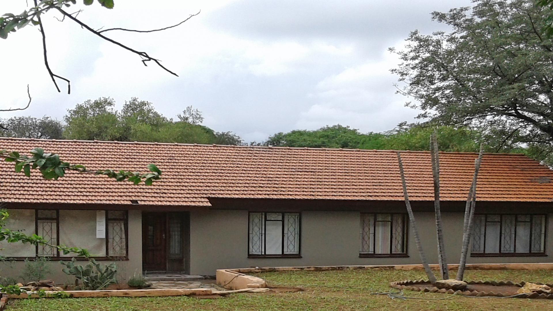 Front View of property in Phalaborwa