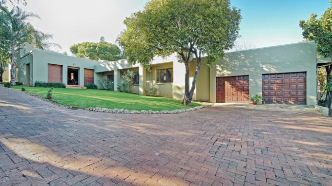 4 Bedroom House for Sale For Sale in Waterkloof Ridge - Private Sale - MR143644