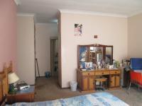 Main Bedroom - 31 square meters of property in Sonland Park