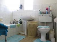 Main Bathroom - 8 square meters of property in Sonland Park