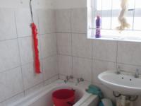 Main Bathroom - 5 square meters of property in Rusthof