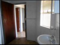 Bathroom 1 - 6 square meters of property in Potchefstroom