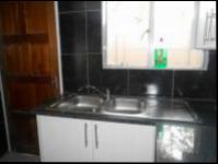 Kitchen - 19 square meters of property in Lakefield