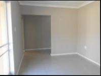 Dining Room - 15 square meters of property in Lakefield