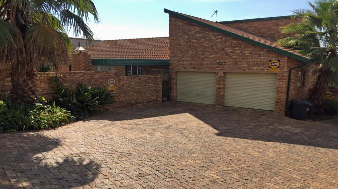 3 Bedroom Duet for Sale For Sale in Highveld - Private Sale - MR143854