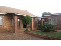 3 Bedroom 1 Bathroom House for Sale for sale in Eldorado Park AH