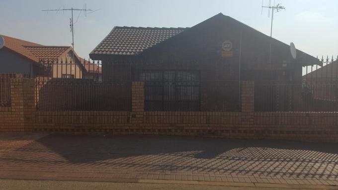 3 Bedroom House for Sale For Sale in Mabopane - Private Sale - MR143942