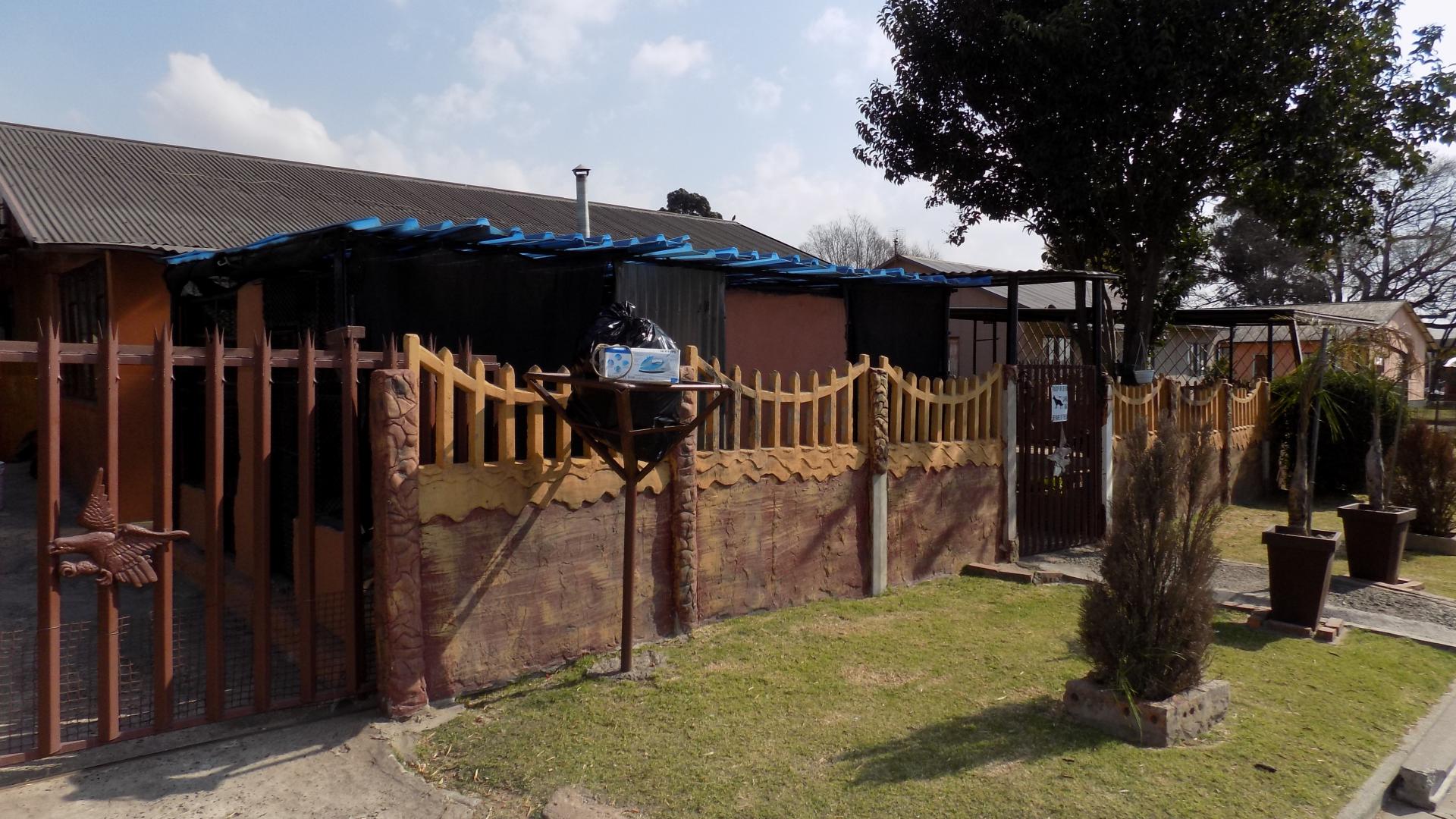 Front View of property in Komati