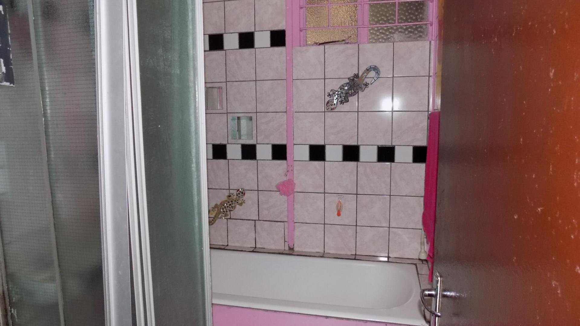 Bathroom 1 of property in Komati