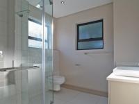 Bathroom 1 - 7 square meters of property in Silver Lakes Golf Estate