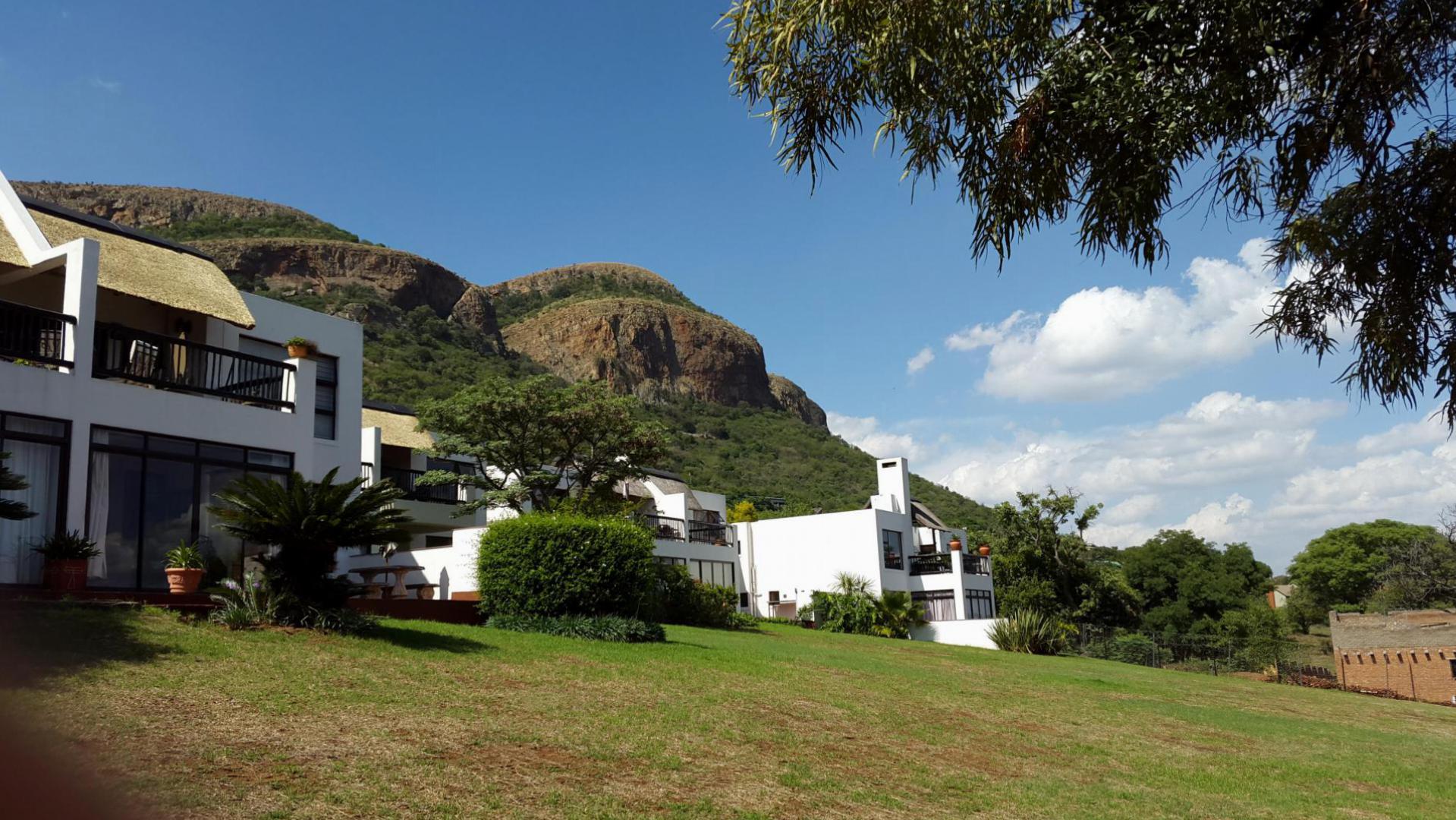 Front View of property in Hartbeespoort