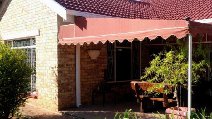 5 Bedroom House for Sale For Sale in Stilfontein - Home Sell - MR144147