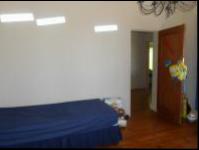 Bed Room 2 - 18 square meters of property in Krugersdorp