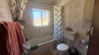 Bathroom 1 of property in Mineralia