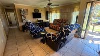 Lounges of property in Mineralia