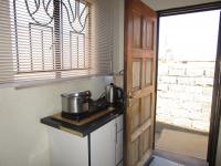 Kitchen - 5 square meters of property in Bram Fischerville