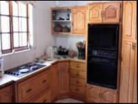 Kitchen - 13 square meters of property in Safarituine