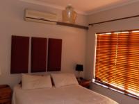 Bed Room 1 - 13 square meters of property in Safarituine