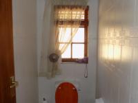 Guest Toilet - 2 square meters of property in Safarituine