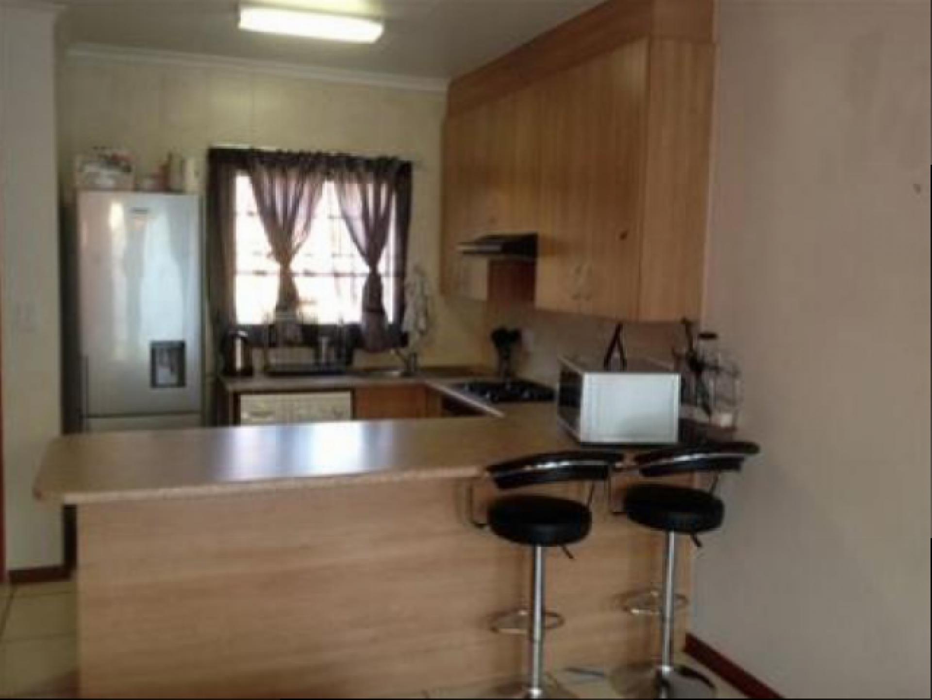 Kitchen of property in Elsburg