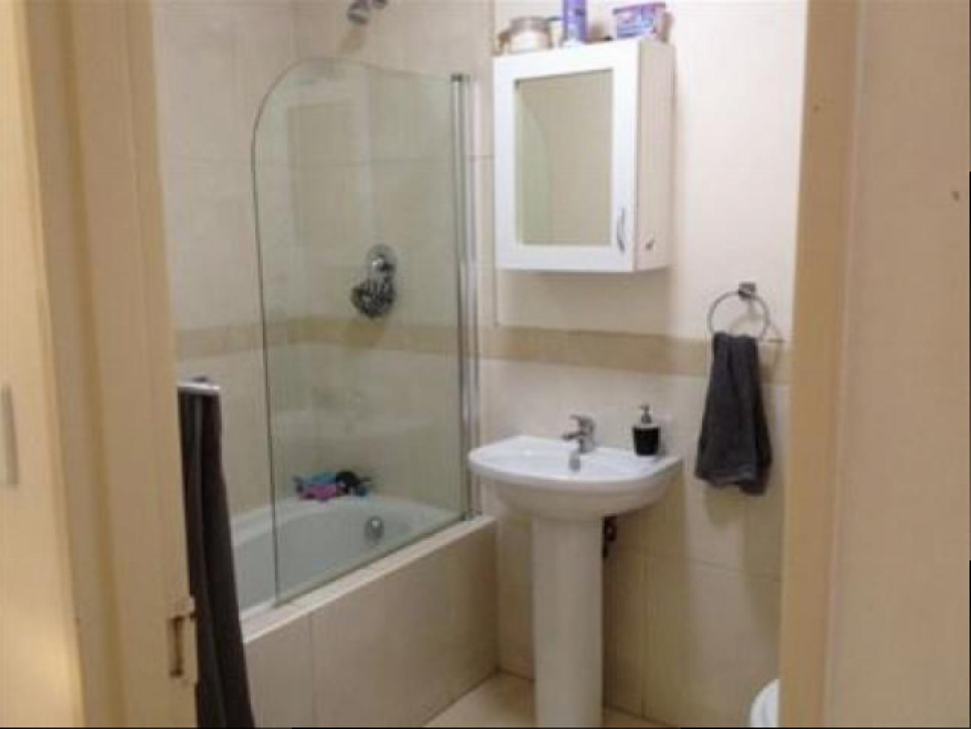 Bathroom 1 of property in Elsburg