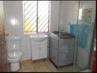 Bathroom 2 - 6 square meters of property in Lawley